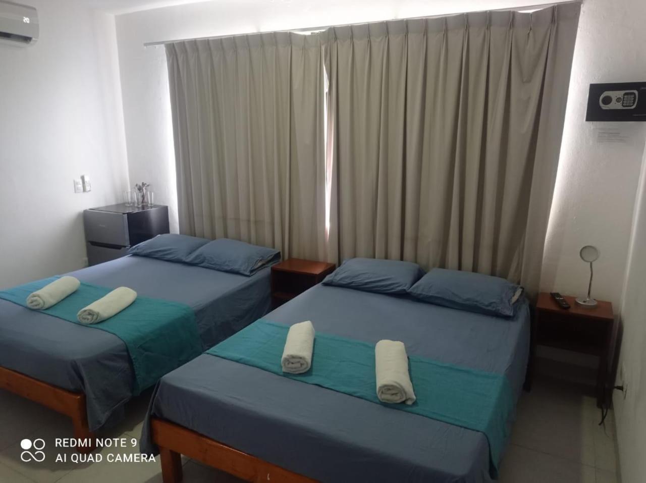 Casa De Huespedes Taino Bed & Breakfast Канкун Екстериор снимка