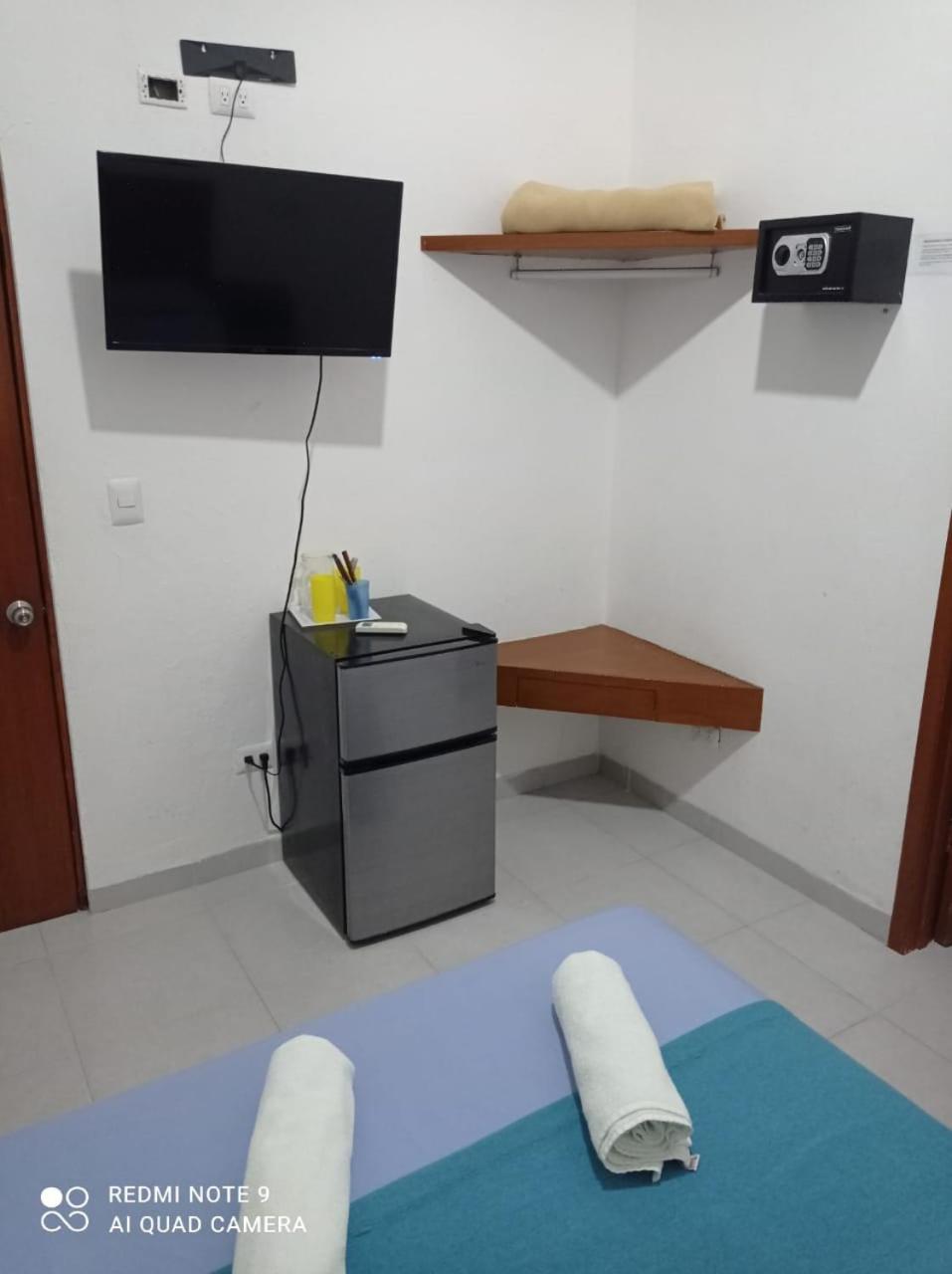 Casa De Huespedes Taino Bed & Breakfast Канкун Екстериор снимка