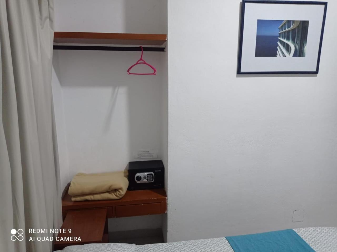 Casa De Huespedes Taino Bed & Breakfast Канкун Екстериор снимка